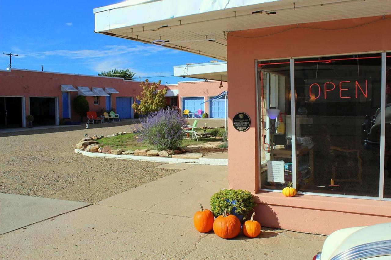 Blue Swallow Motel توكومكاري المظهر الخارجي الصورة
